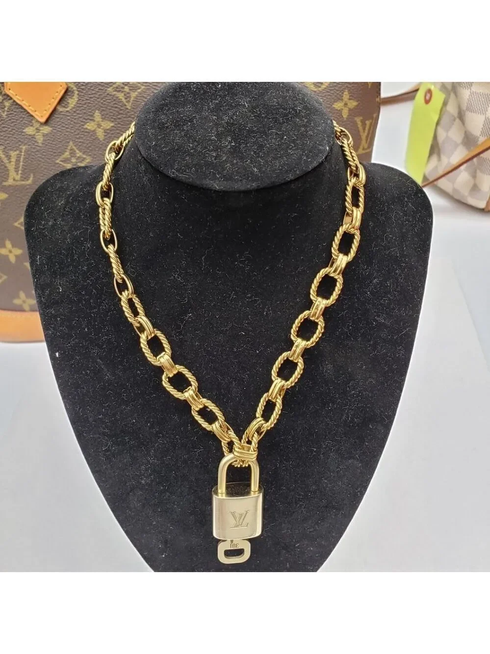 Authentic Louis Vuitton Lock & Key w/ Unbranded Gold Plated Gold Chain Necklace